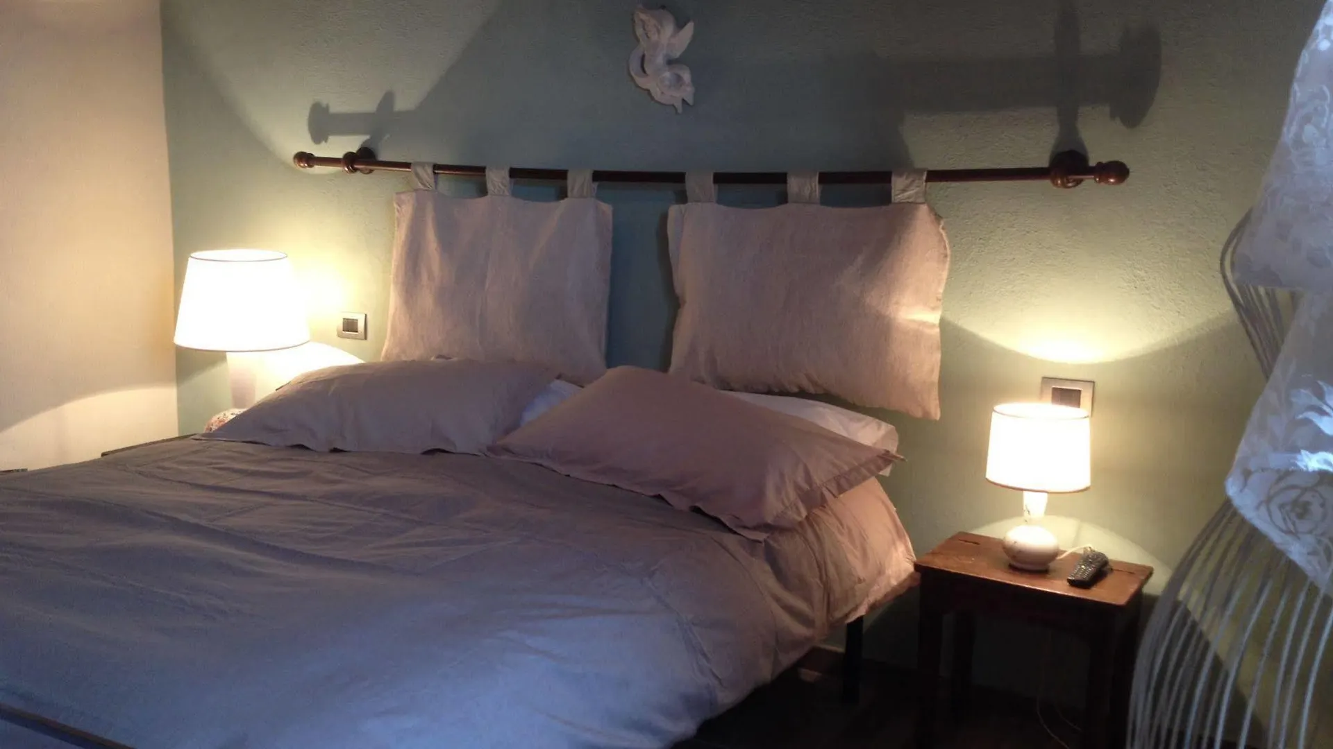 Podere Il Chiesino Bed & Breakfast Montecatini Val di Cecina 0*,  Italy