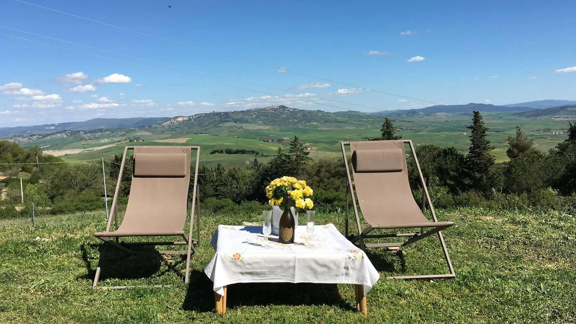 Podere Il Chiesino Bed & Breakfast Montecatini Val di Cecina Italy